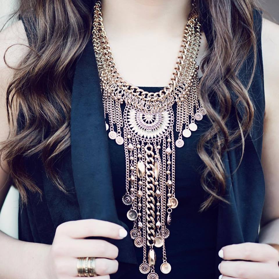 Antiqued Metal Drop Of A Fringe Necklace