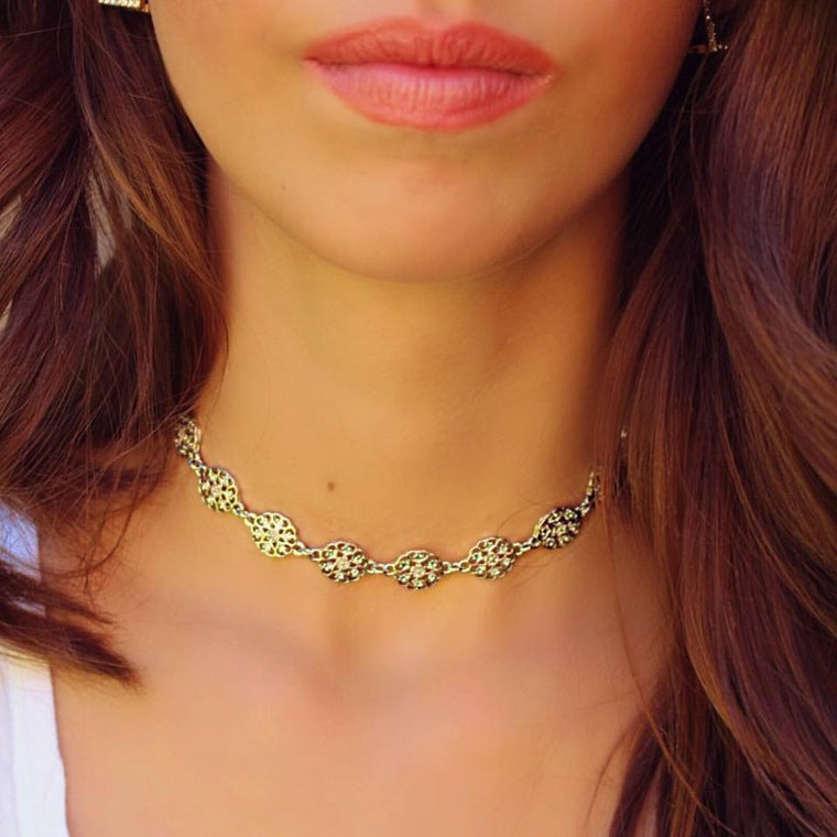 Daisy Cut Choker- Silver