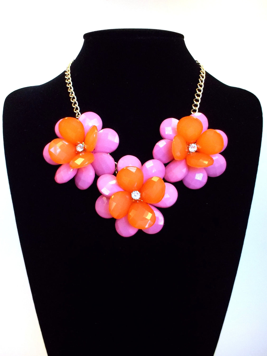 Colorblock Rosette Necklace