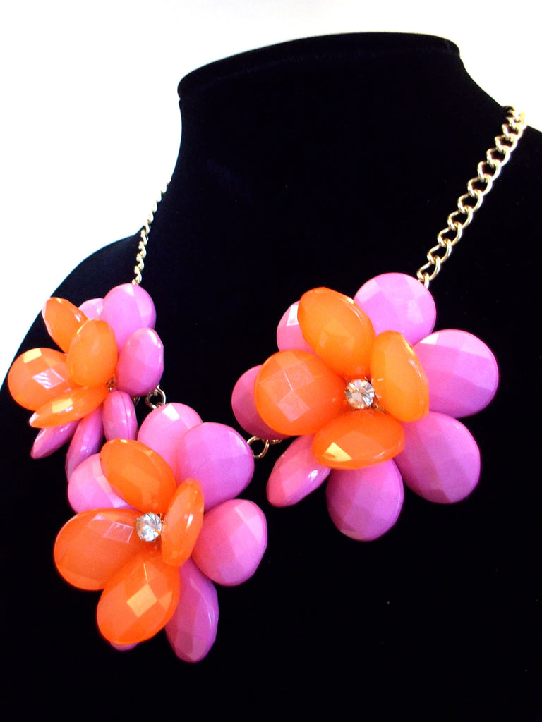 Colorblock Rosette Necklace