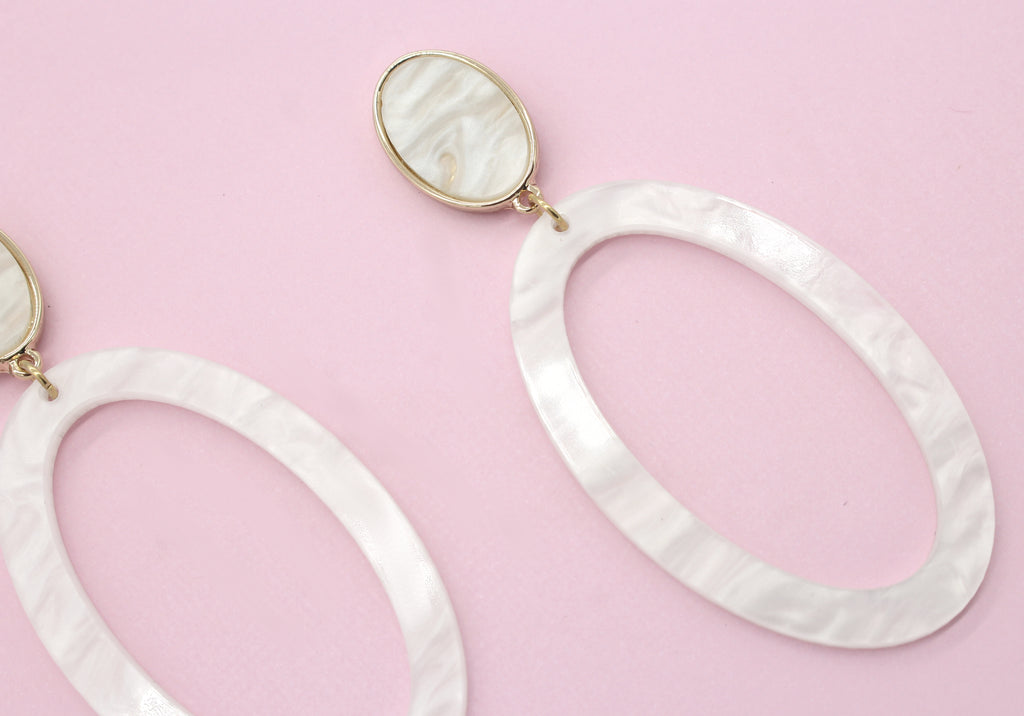 Lia Resin Hoop Earrings- Ivory