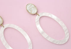 Lia Resin Hoop Earrings- Ivory