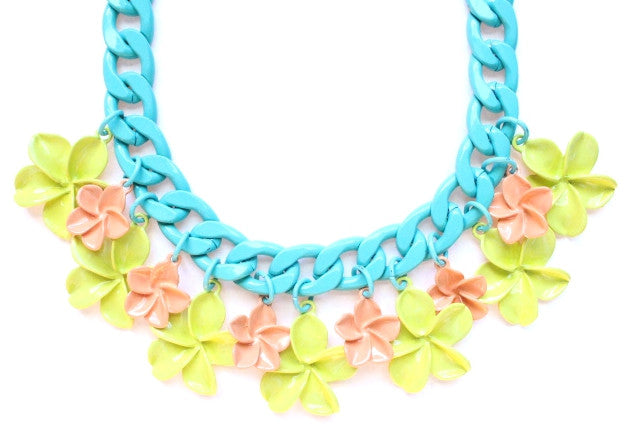Pastel Flower & Chunky Chain Necklace