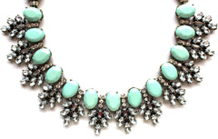 Luxe Mint Leaves Frosting Statement Necklace