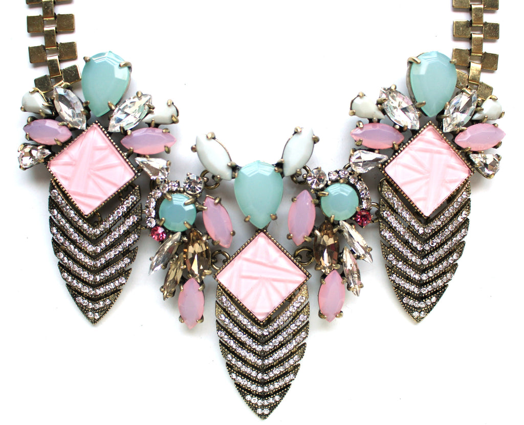 Luxe Deco Crystal Arrowhead Necklace- Pink