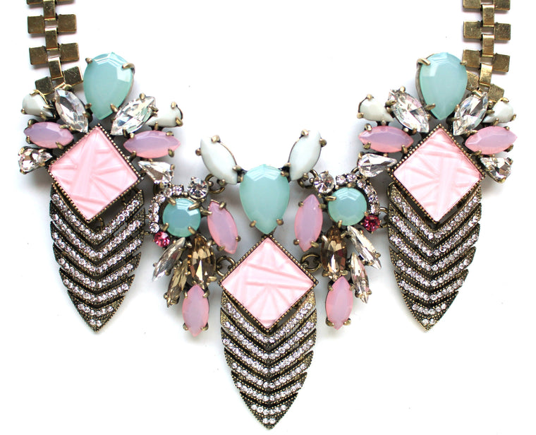 Luxe Deco Crystal Arrowhead Necklace- Pink