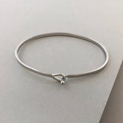 'Dream Big' Dainty Bangle Bracelet- Silver