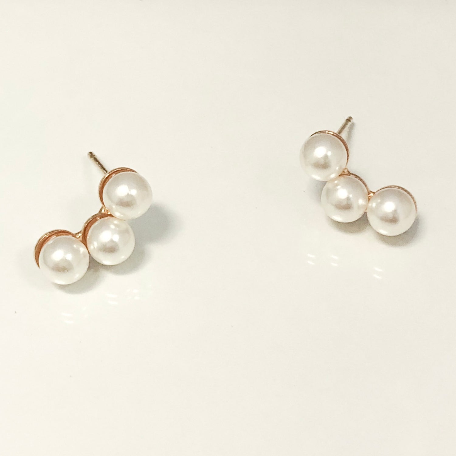 Samantha Pearl Ear Crawler Stud Earrings