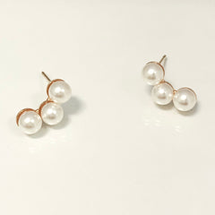 Samantha Pearl Ear Crawler Stud Earrings